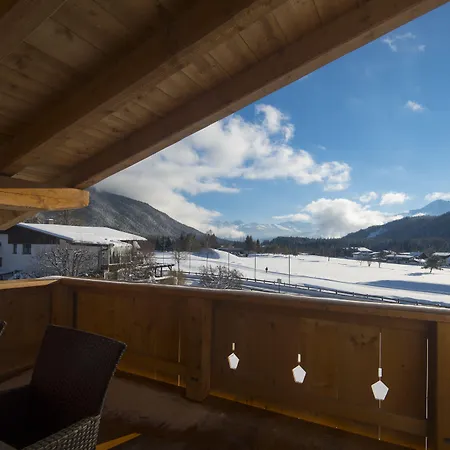 Princess Bergfrieden Apart Otel Seefeld in Tirol