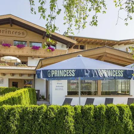 Princess Bergfrieden Hotel apartamentowy Seefeld w Tirolu